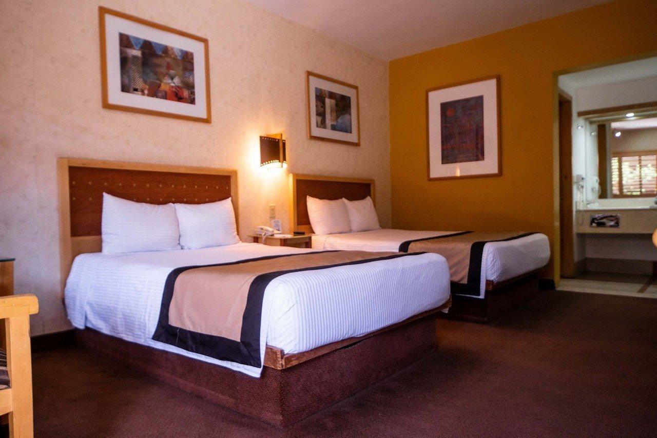 Hotel Colonial เม็กซิกาลิ ภายนอก รูปภาพ