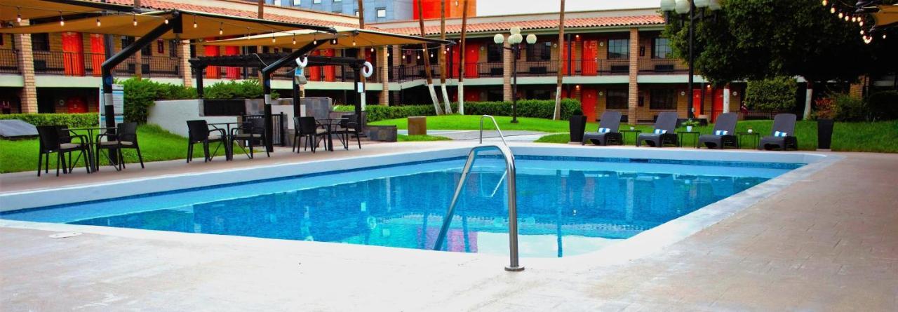 Hotel Colonial เม็กซิกาลิ ภายนอก รูปภาพ