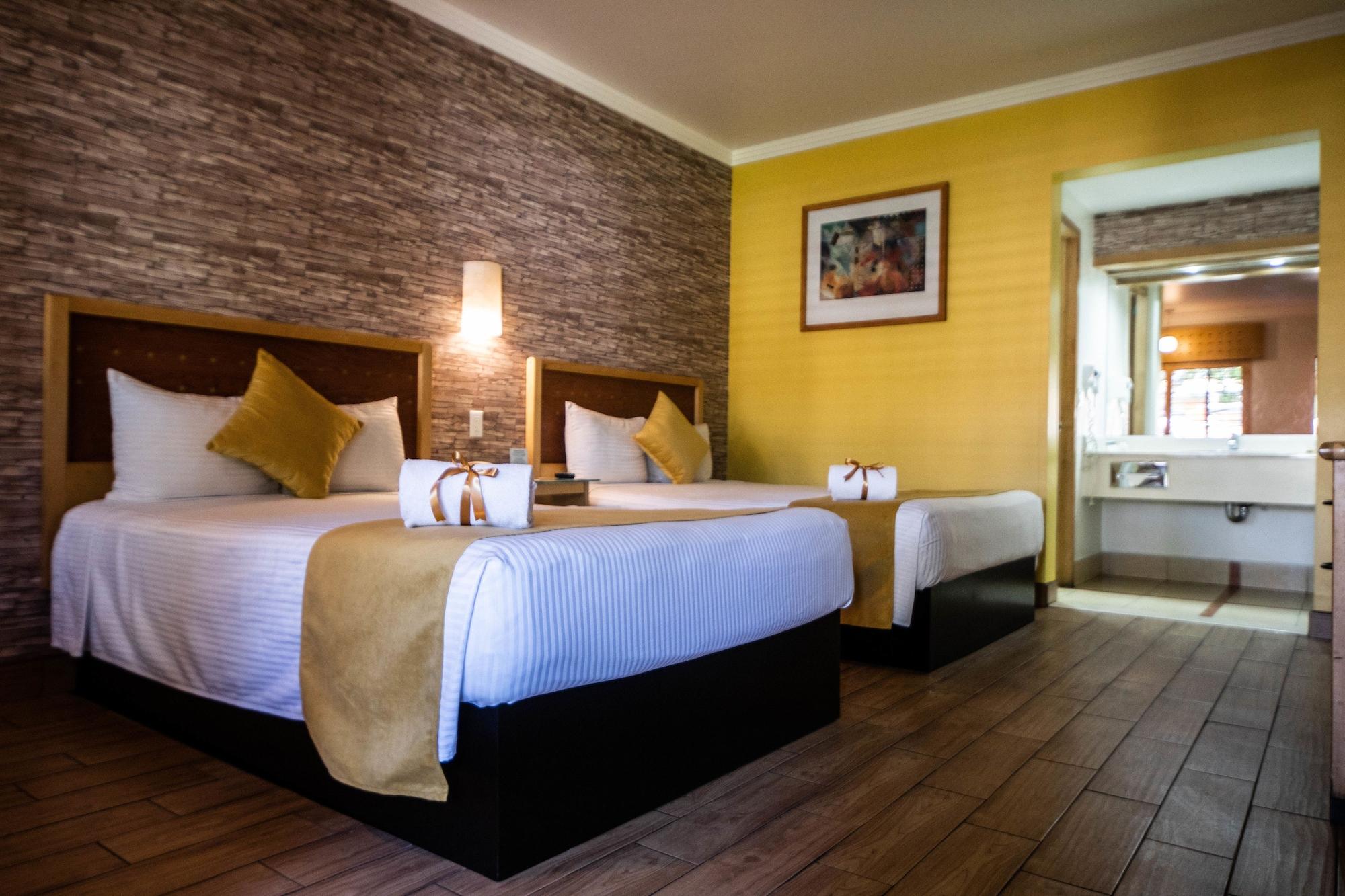 Hotel Colonial เม็กซิกาลิ ภายนอก รูปภาพ