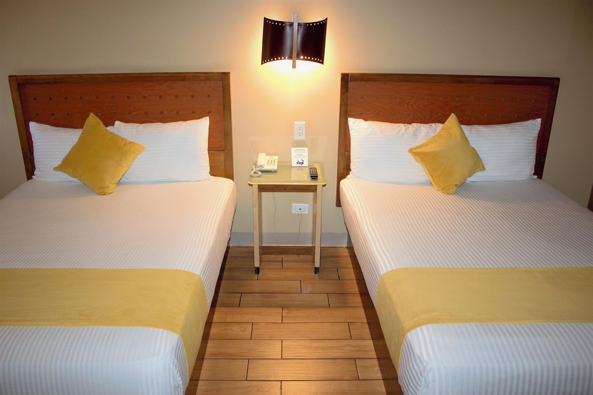 Hotel Colonial เม็กซิกาลิ ภายนอก รูปภาพ