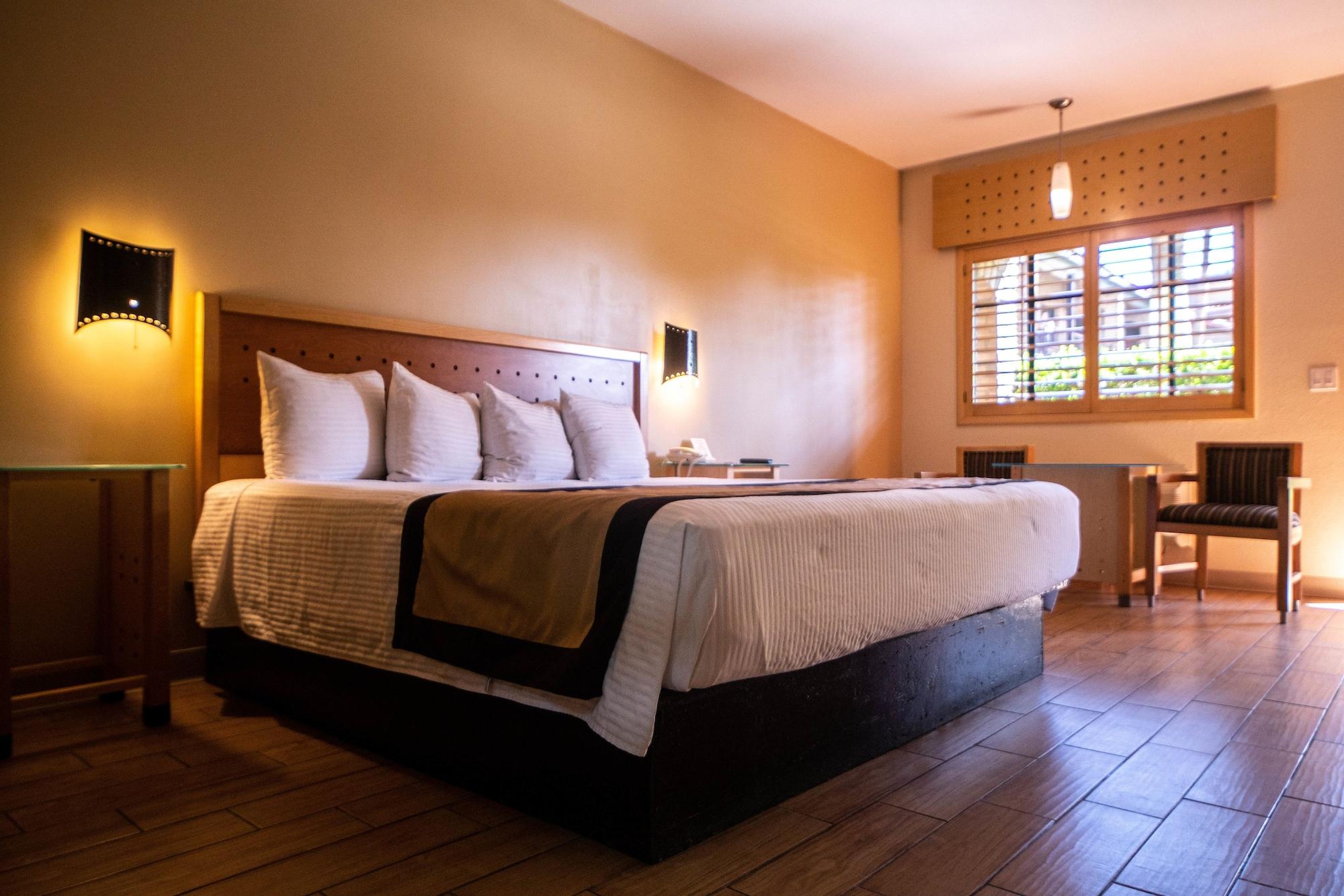 Hotel Colonial เม็กซิกาลิ ภายนอก รูปภาพ