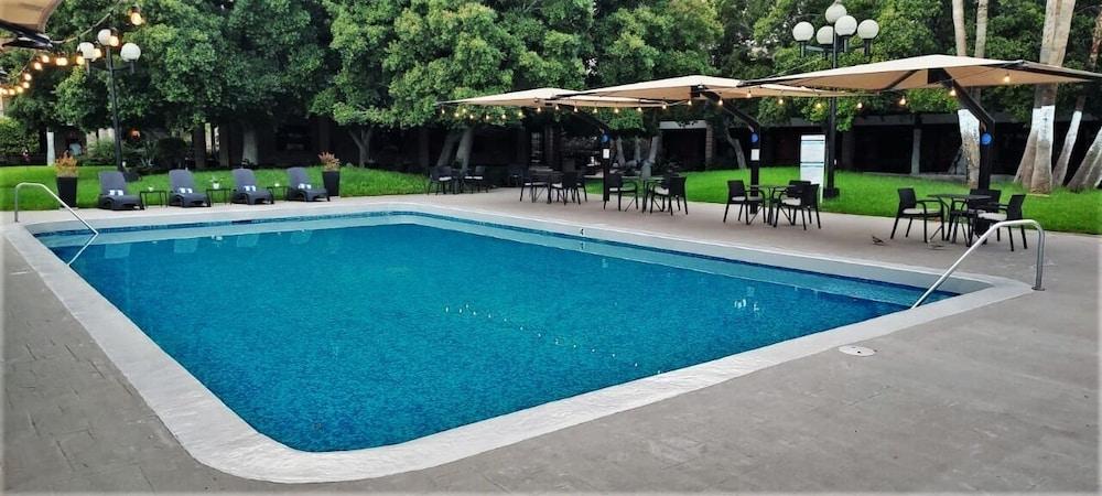 Hotel Colonial เม็กซิกาลิ ภายนอก รูปภาพ